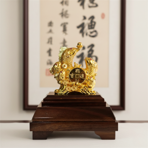 Alternative view of Cá Chép Vượt Vũ Môn Dát Vàng 24k