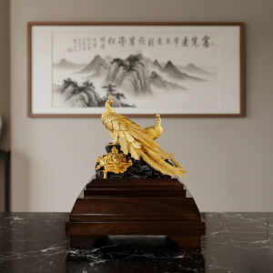 Alternative view of Tượng Chim Công Dát Vàng 24k